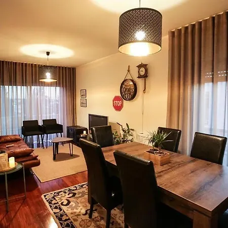 Oporto Airport Apartment *